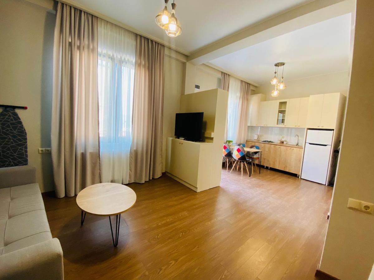 Luxury Apartment In Old Tbilisi With Terrace Exterior foto